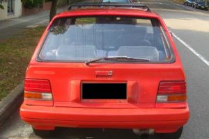 bagian belakang suzuki forsa