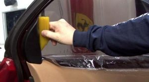 manfaat memasang kaca film mobil